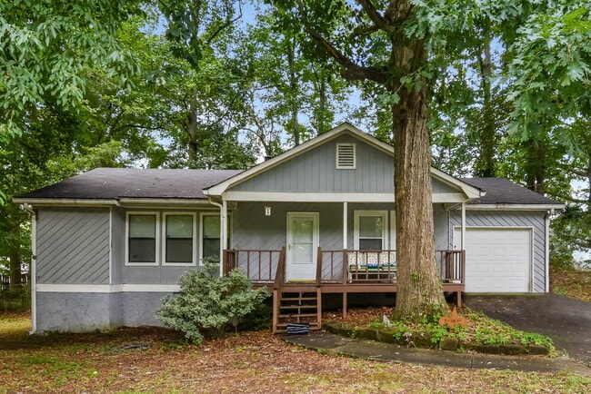 Building Photo - 3301 Mustang Dr