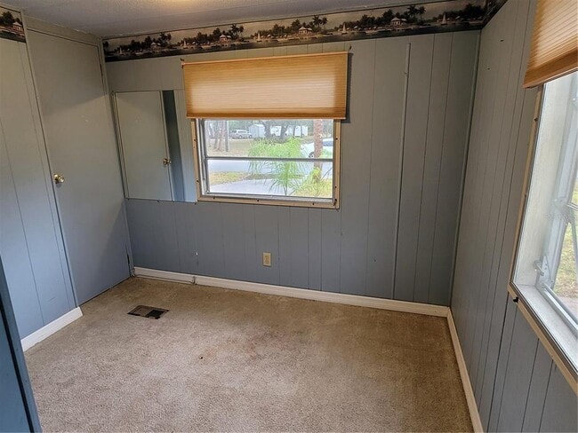 Building Photo - 1300 Seahorse Ln