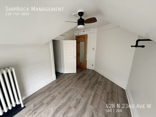 Building Photo - 428 N 23rd Ave W