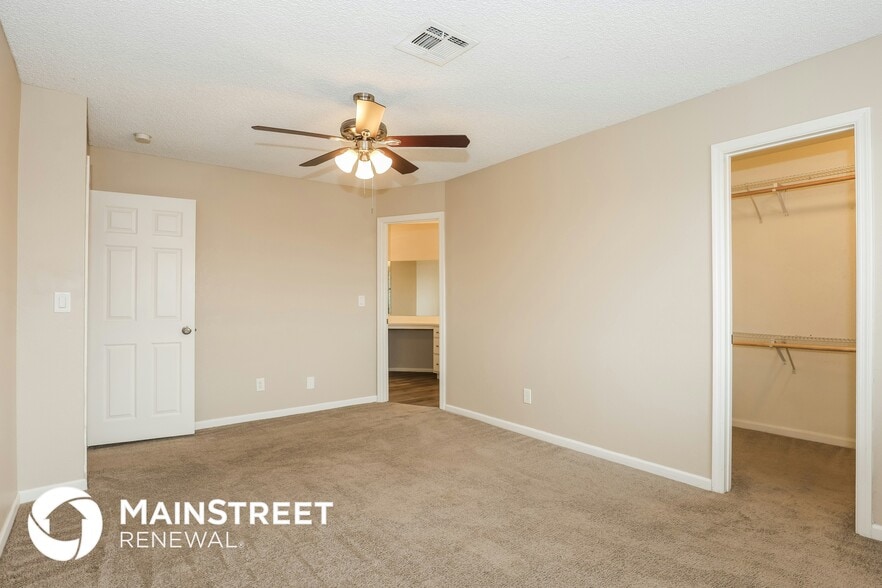 Building Photo - 7297 W Shaw Butte Dr