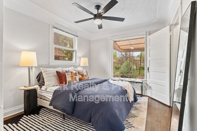 Building Photo - 2742 W Denver Pl