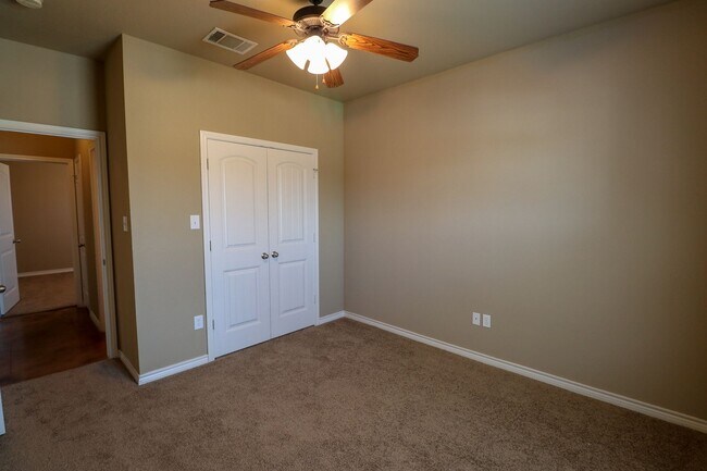 Building Photo - 3037 Beauford St