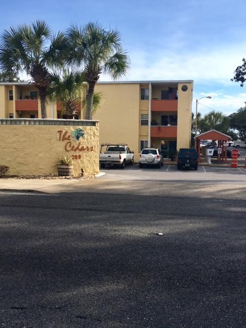 Building Photo - 209 W Miracle Strip Pkwy