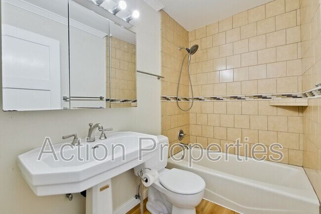 Building Photo - 453 N Rengstorff Ave