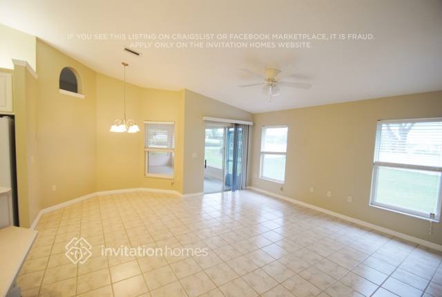 Building Photo - 3051 Westgate Dr
