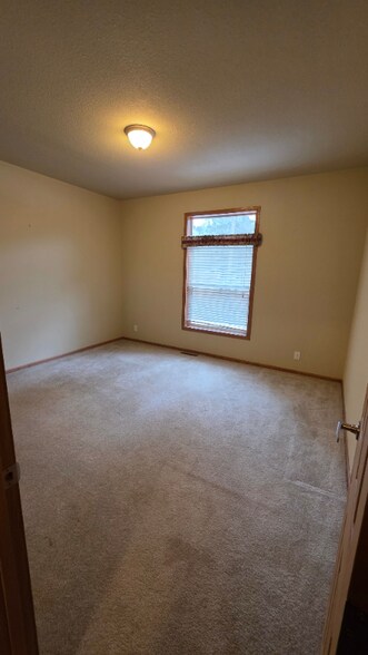 Building Photo - 7495 Shoup Rd