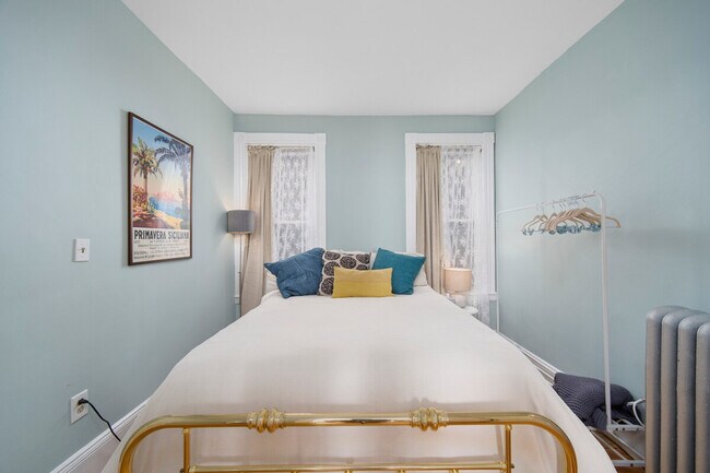 Building Photo - 53 Prescott St