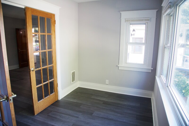 Building Photo - 368 Cumberland Ave