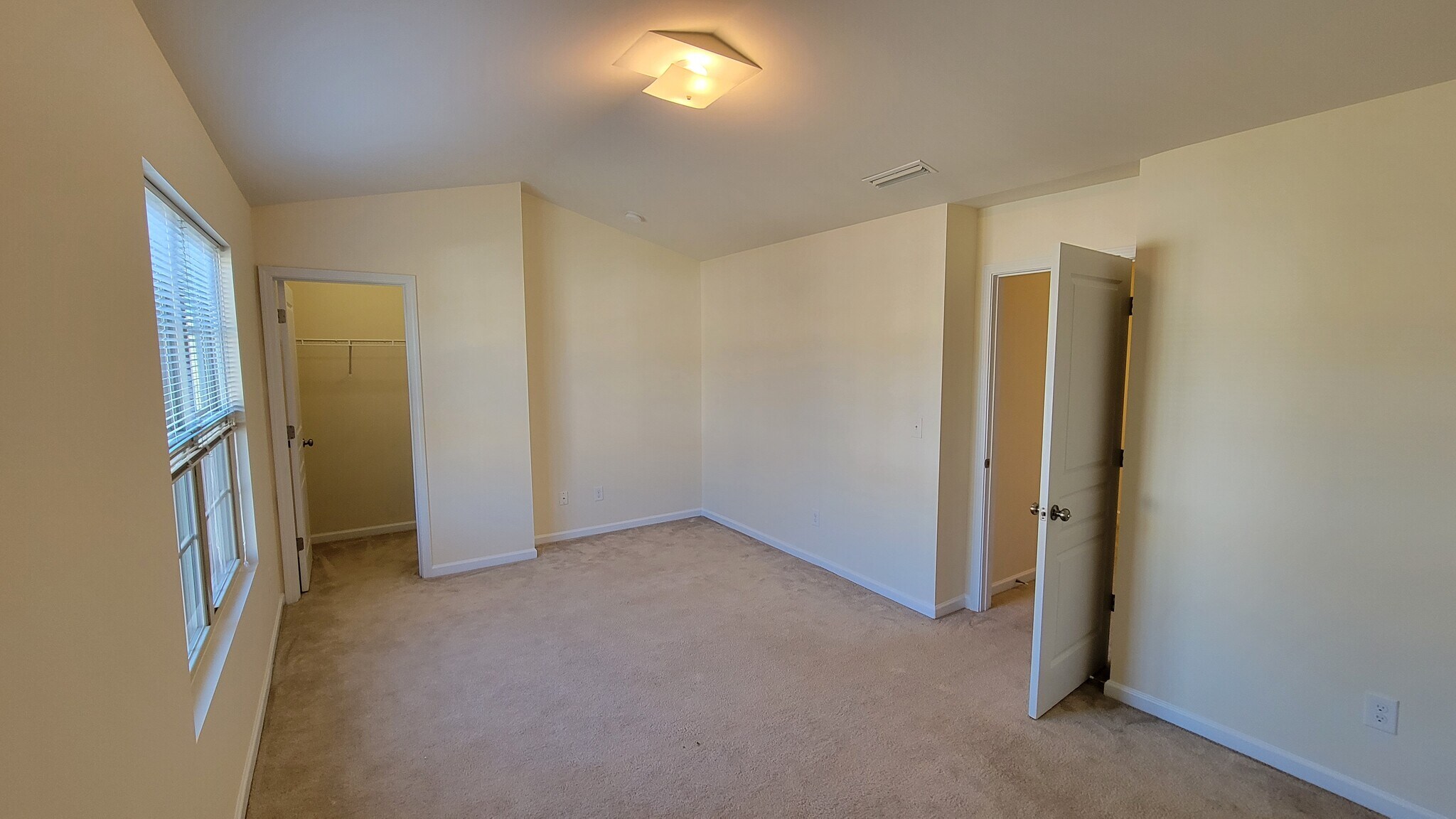 Building Photo - 6824 Creft Circle