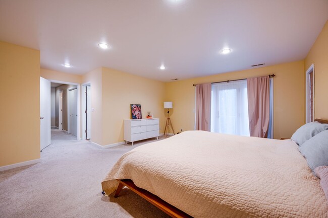 Building Photo - Spacious Luxury Living with Dual Master Suites & Private Outdoor Retreat