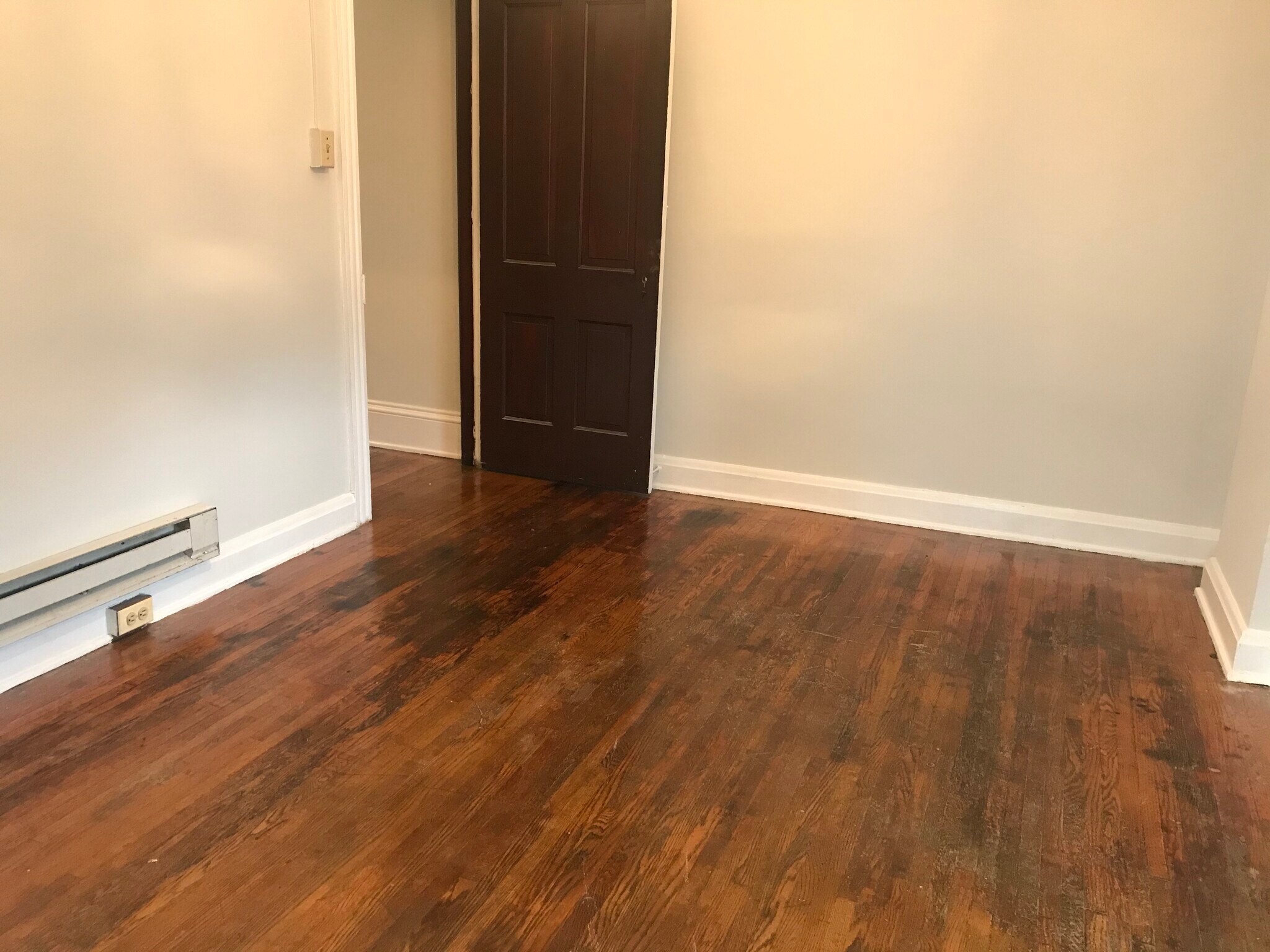 Building Photo - 25 S Locust St