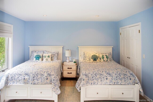 Building Photo - 16 Laila Ln