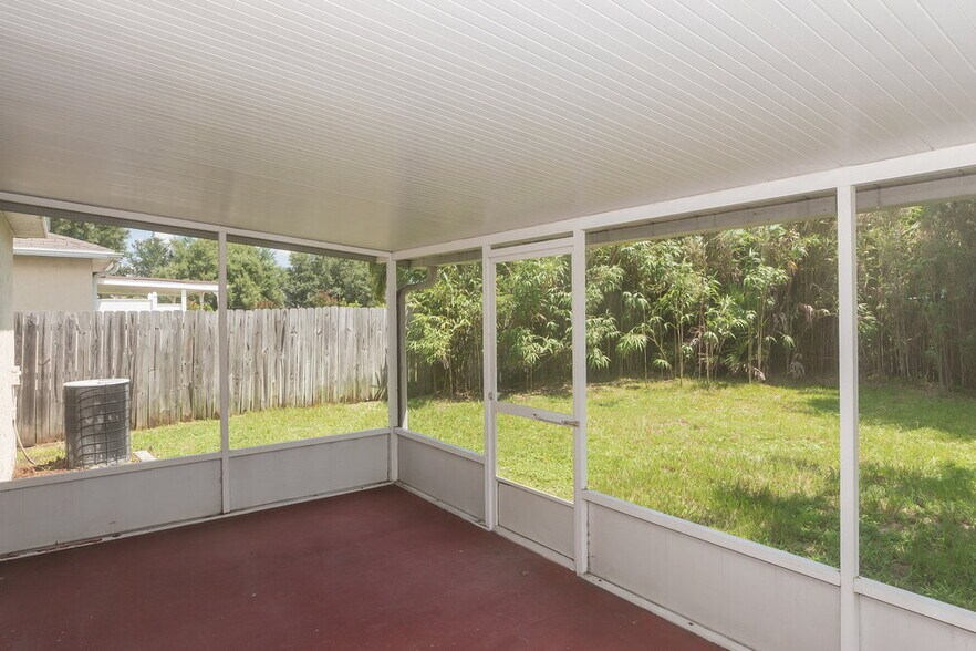 Building Photo - 141 Sterling Hill Dr