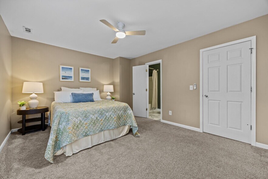 Building Photo - 8606 London Park Ct