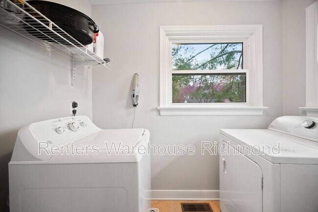 Building Photo - 1431 Yeardley Dr