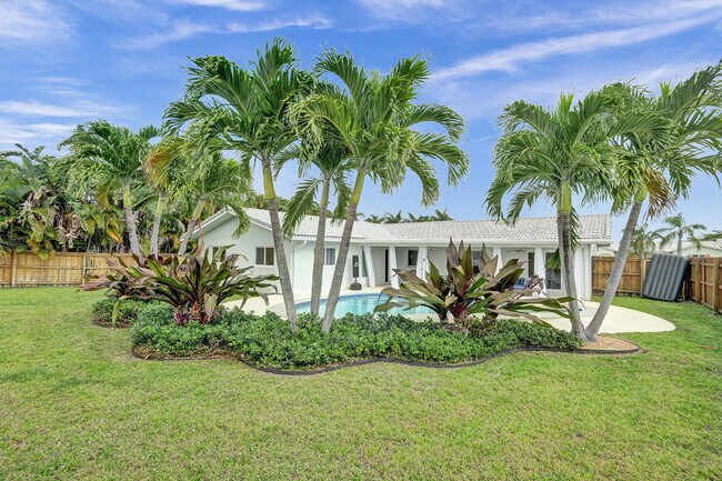 Building Photo - 4775 NW 5th Ave