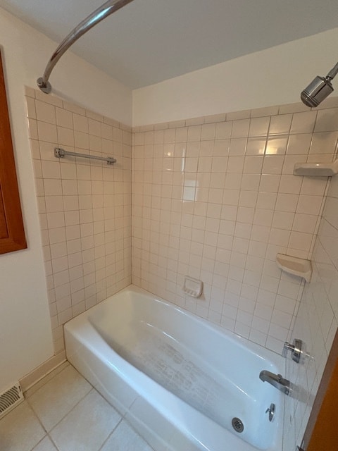 Full Bathroom - 131 Lincoln Ave
