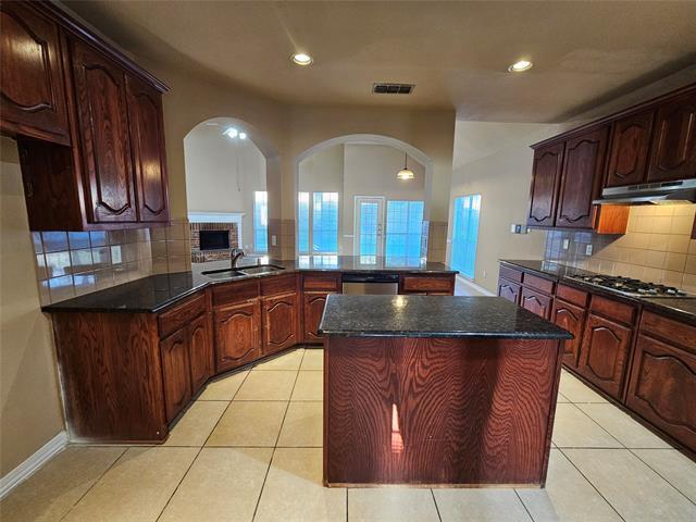 Building Photo - 8225 Painted Tree Tr