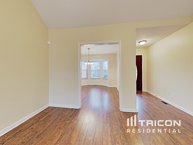 Building Photo - 602 Parrish Wood