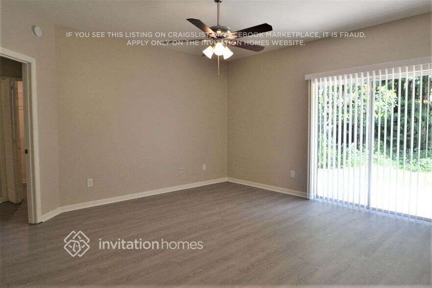 Building Photo - 657 Silver Birch Pl