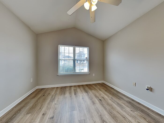 Building Photo - 1303 Braveheart Ln