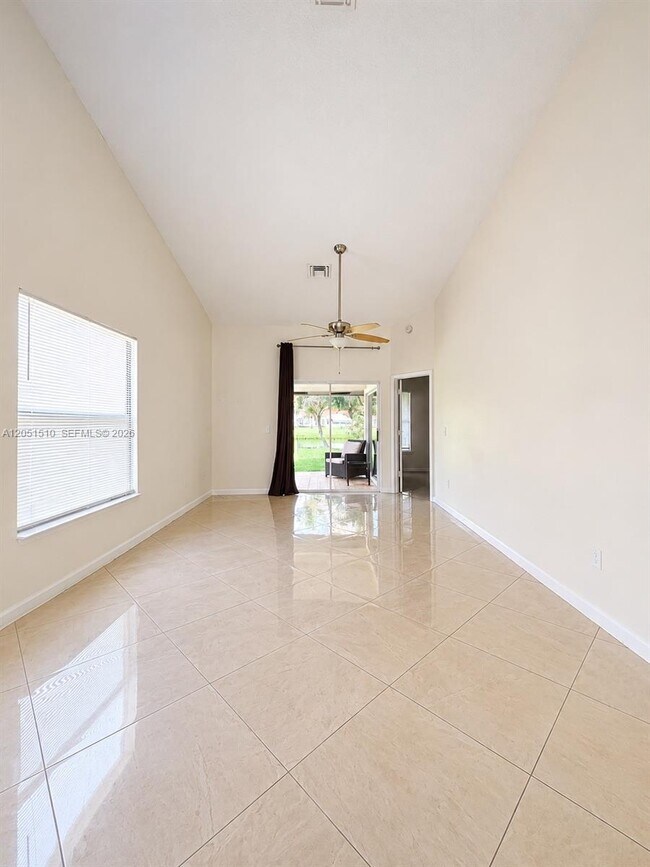 Building Photo - 12686 Westhampton Cir