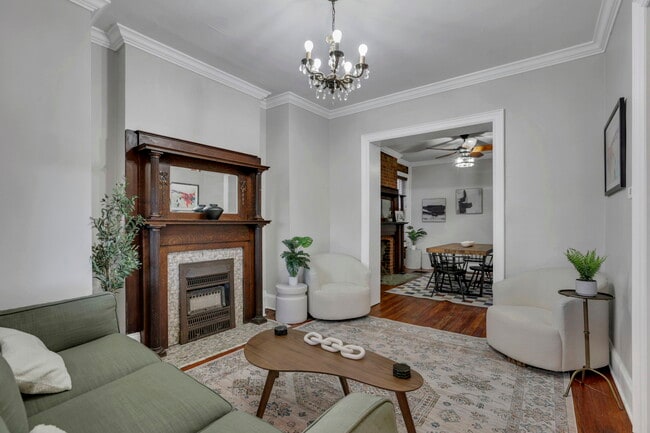 Building Photo - 634 Neil Ave