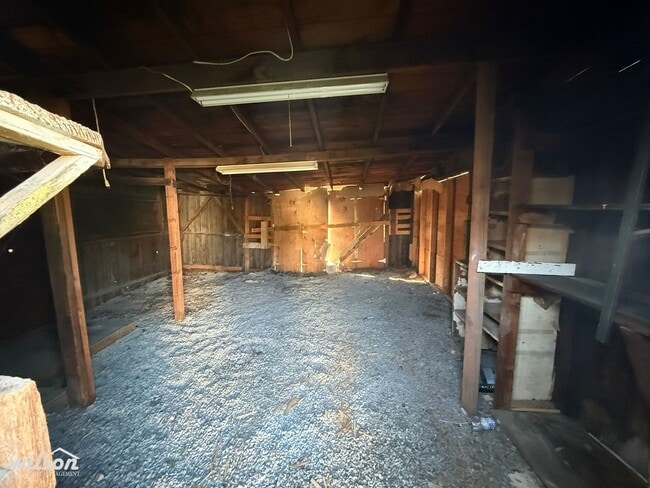 Building Photo - Charming 2-Bedroom Home – Cozy Living in a...