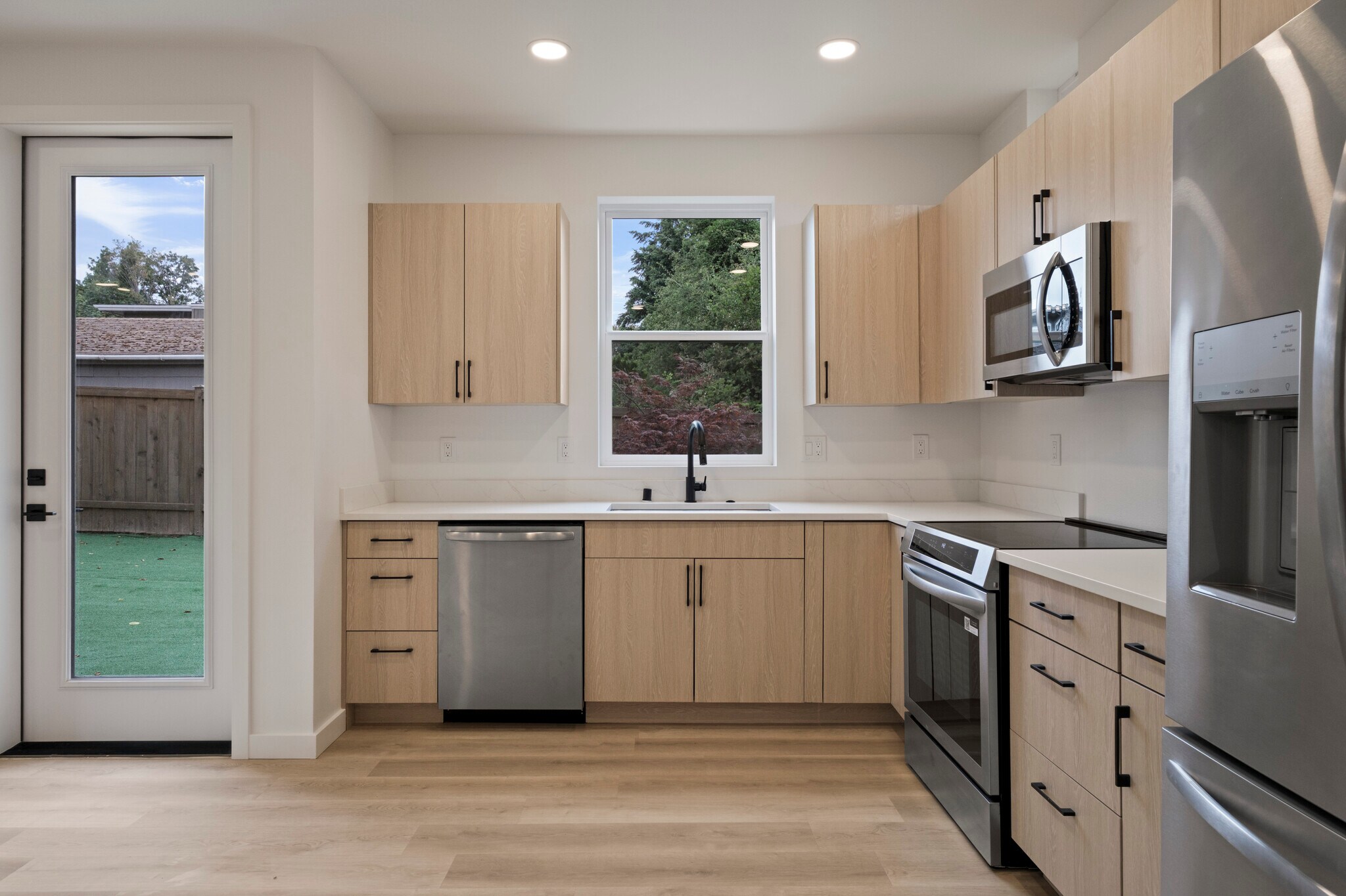 Building Photo - 11518 16th Ave NE