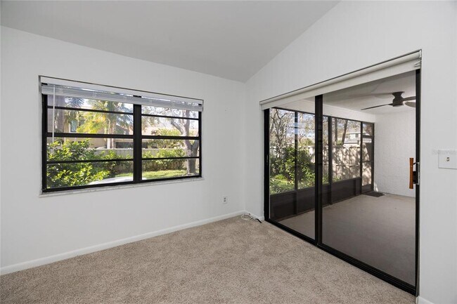 Building Photo - 944 SAN CARLOS Ct