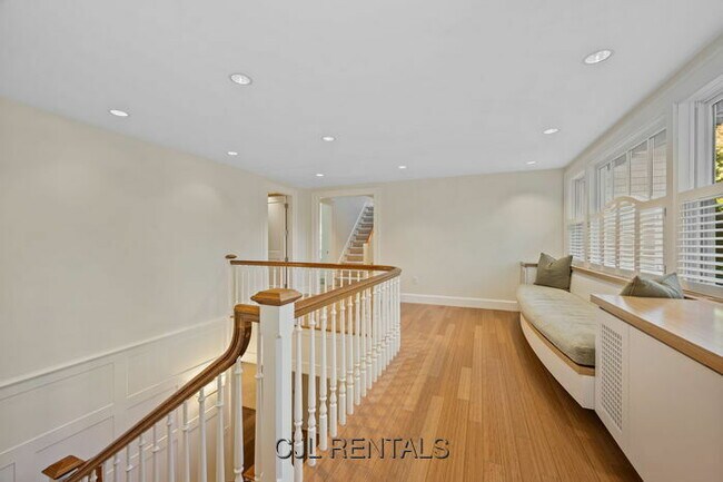 Building Photo - 29 Merrill Rd