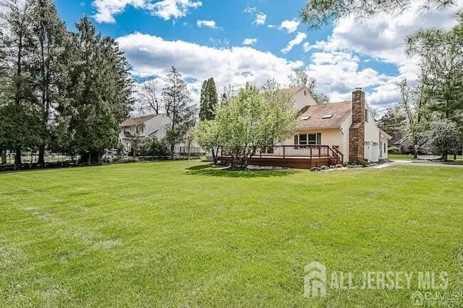 Building Photo - 3993 Park Ave