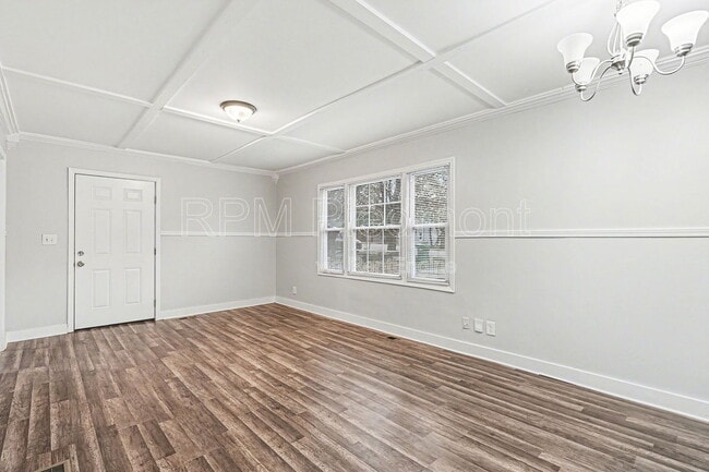 Building Photo - 2135 Jernigan Dr SE