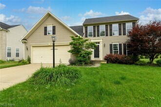 Building Photo - 200 Weatherstone Ct