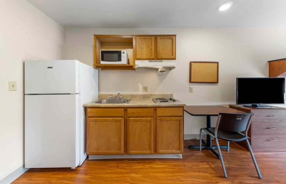 Building Photo - Furnished Studio-Oklahoma City - Southeast