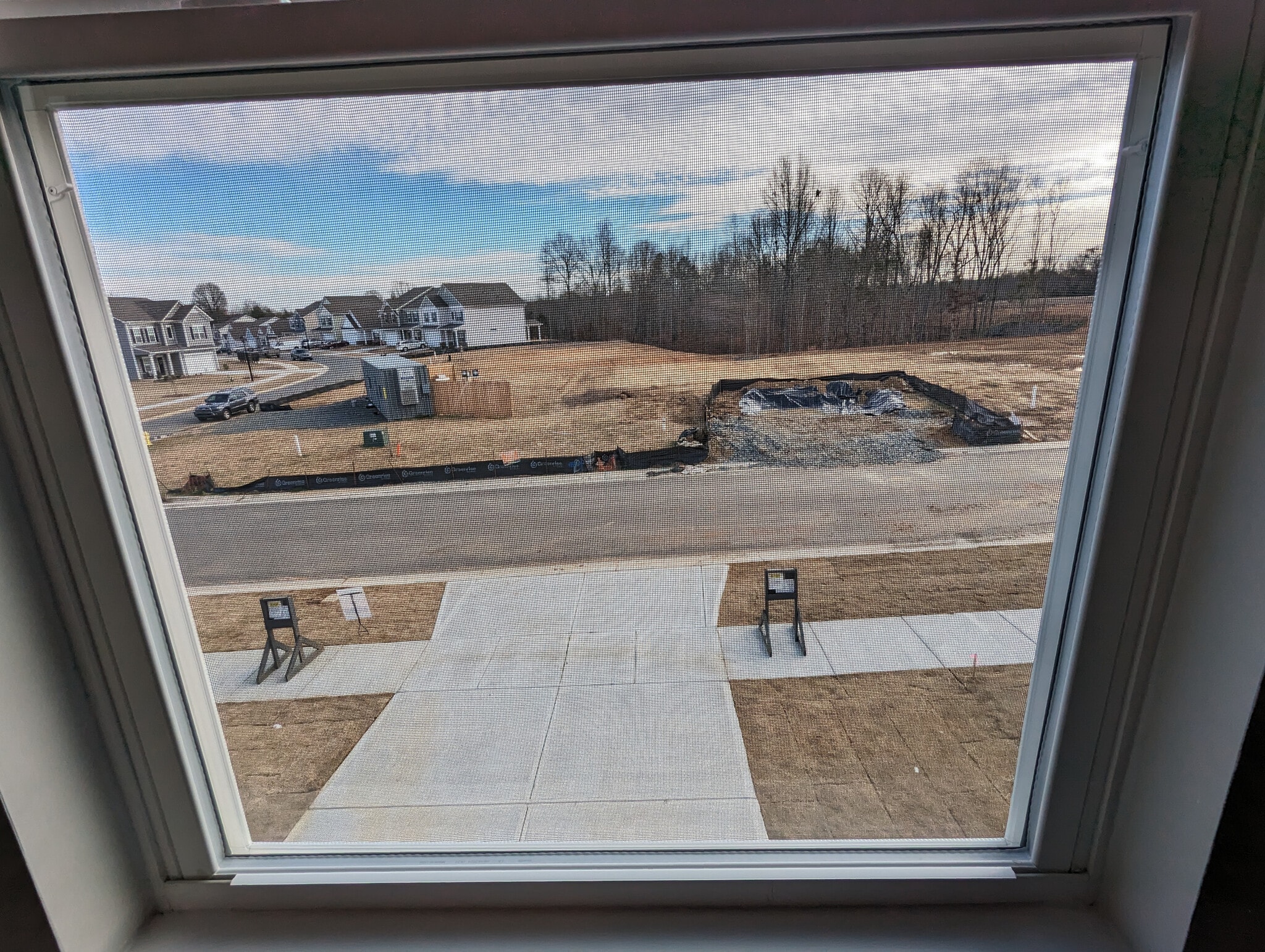 Building Photo - Room in House on Gala Ln