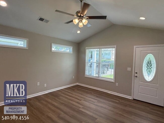 Building Photo - New Construction Home!
