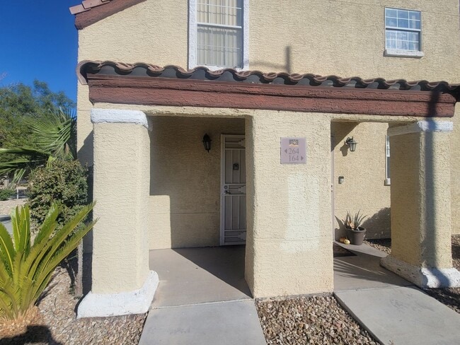 Building Photo - 2801 N Rainbow Blvd