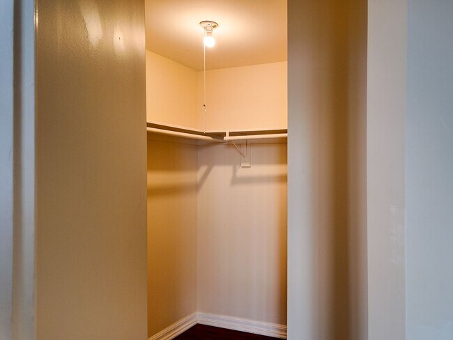 Building Photo - Historic El Cortez Luxury Condo Downtown San Diego