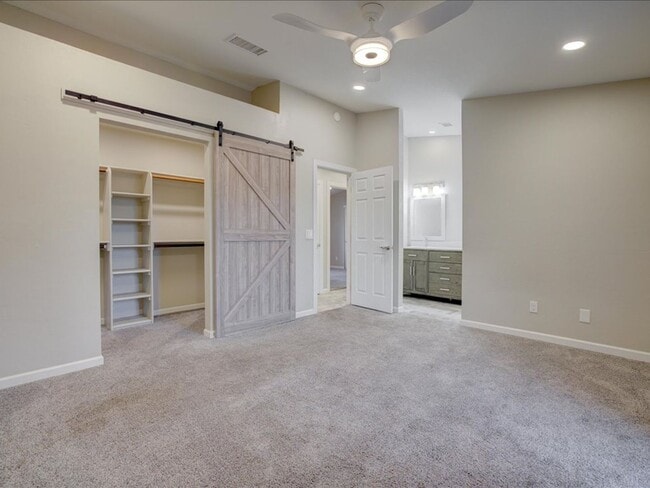 Building Photo - PROMO $500.00 OFF FIRST FULL MONTH'S RENT!