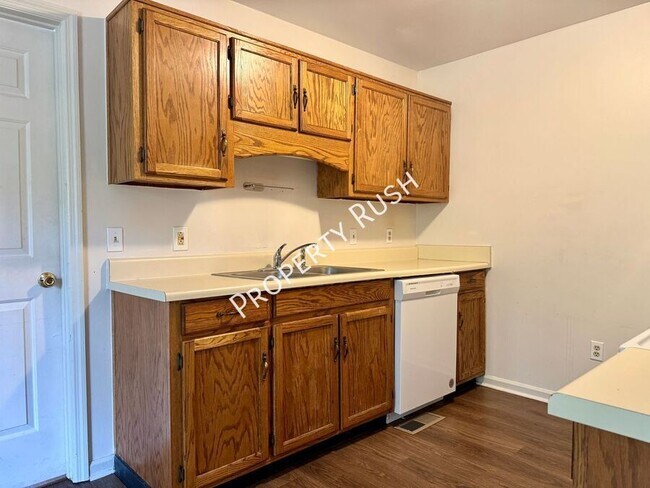 Building Photo - 6018 Champion Rd