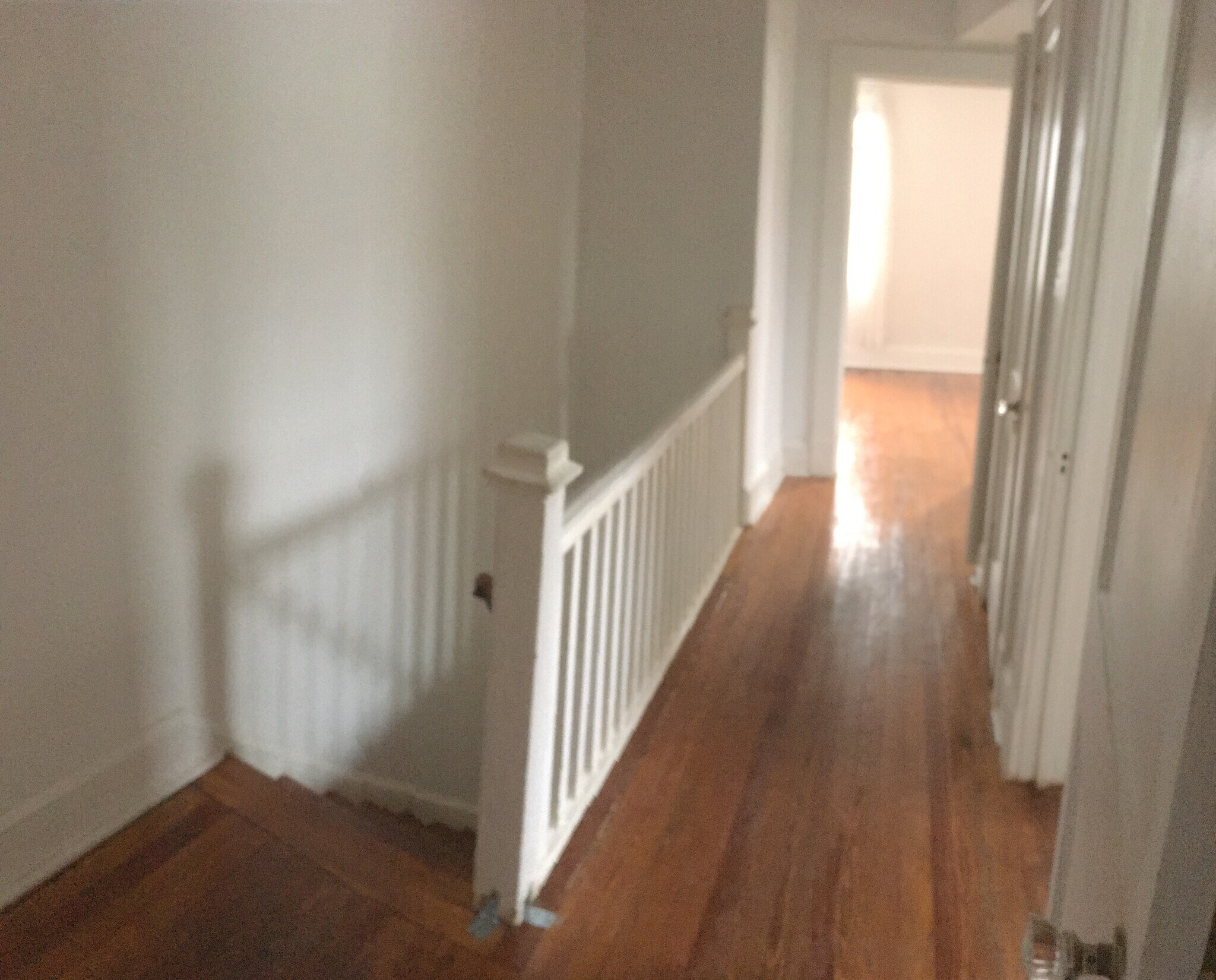 Building Photo - 2904 Chesley Ave