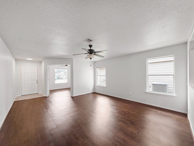 Building Photo - 21354 Beacon Springs Lane