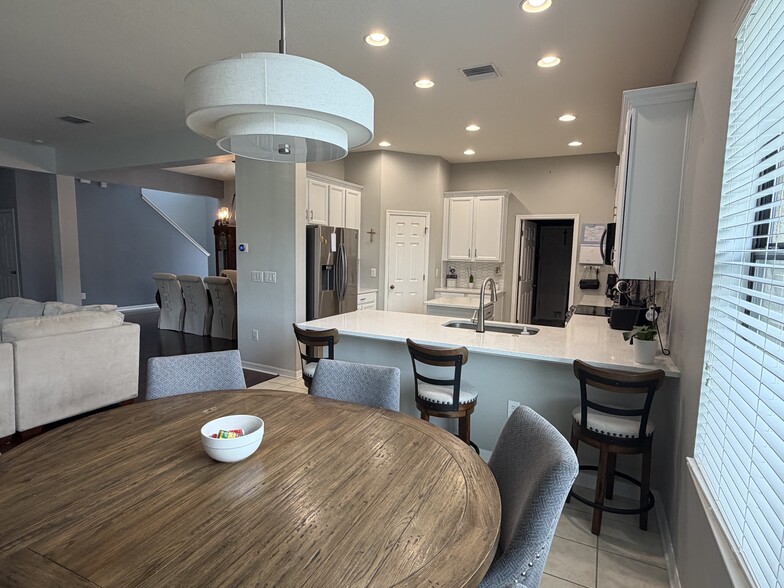 Building Photo - 19407 Sweet Grass Way