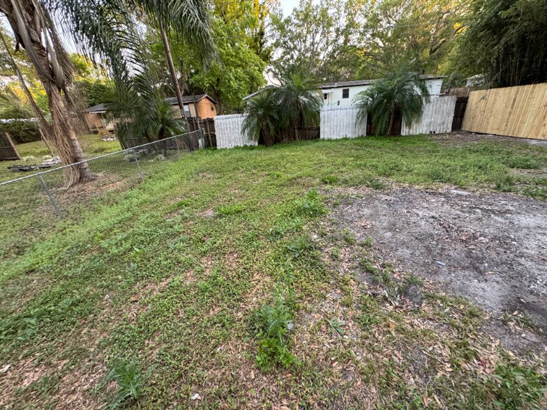 Building Photo - 1812 Quail Trail