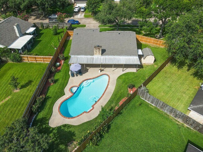 Building Photo - 11111 Sagepike Cir