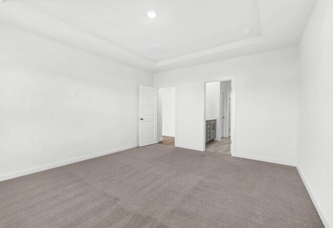 Building Photo - 2356 Woodmeadow Dr