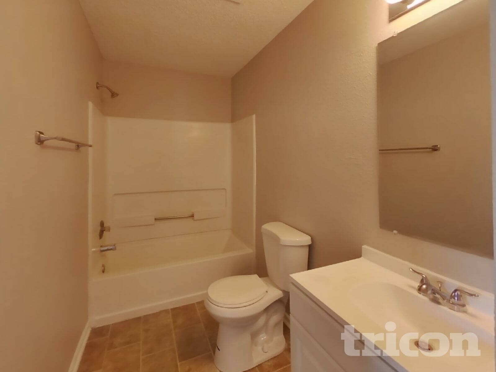 Building Photo - 121 Winterwood Dr