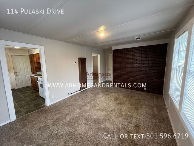 Building Photo - 114 Pulaski Dr