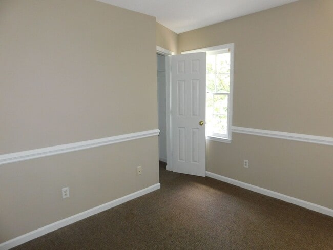 Building Photo - 12921 Randomwood Dr